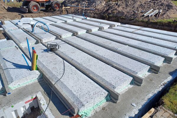 Combinatievloeren voor JR Bouw 